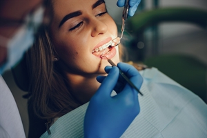 Learn More About Cosmetic Dentist  thumbnail